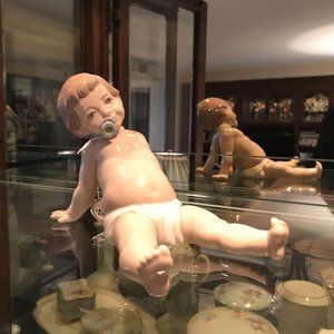 Zaphir baby figurine